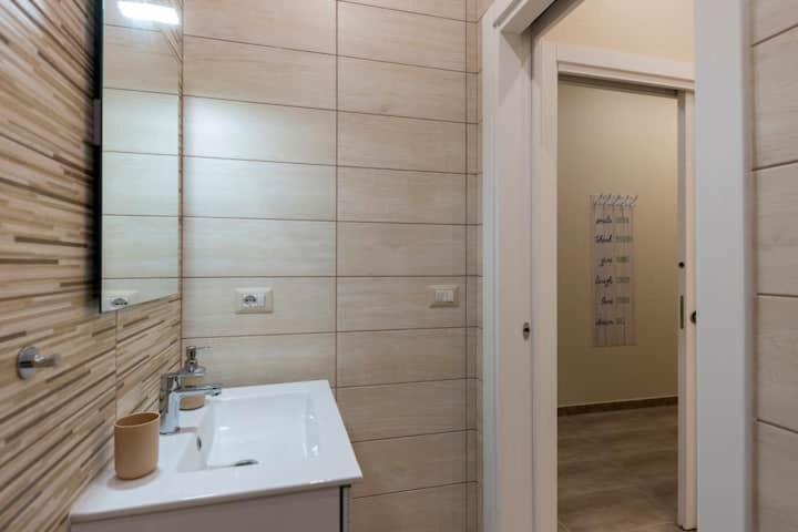 Dimora Sorriso Apartment บารี ภายนอก รูปภาพ